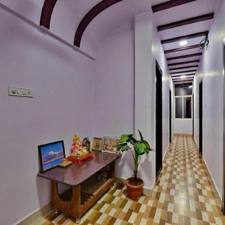Mansarovar Guest House 乌贾因 外观 照片