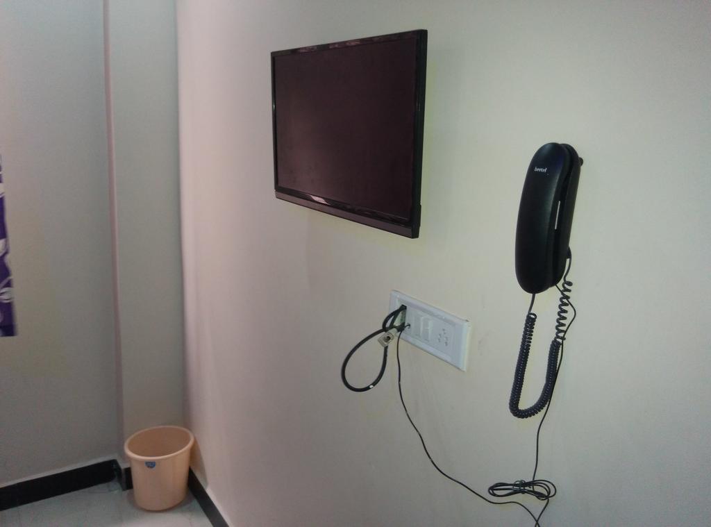 Mansarovar Guest House 乌贾因 外观 照片