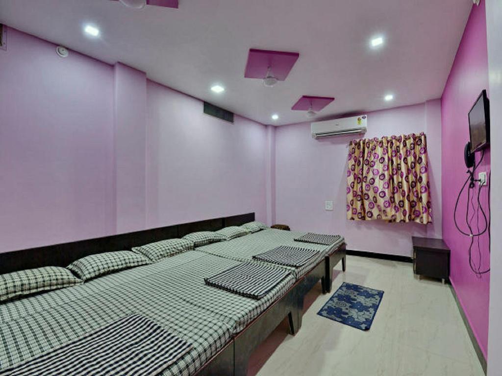 Mansarovar Guest House 乌贾因 外观 照片
