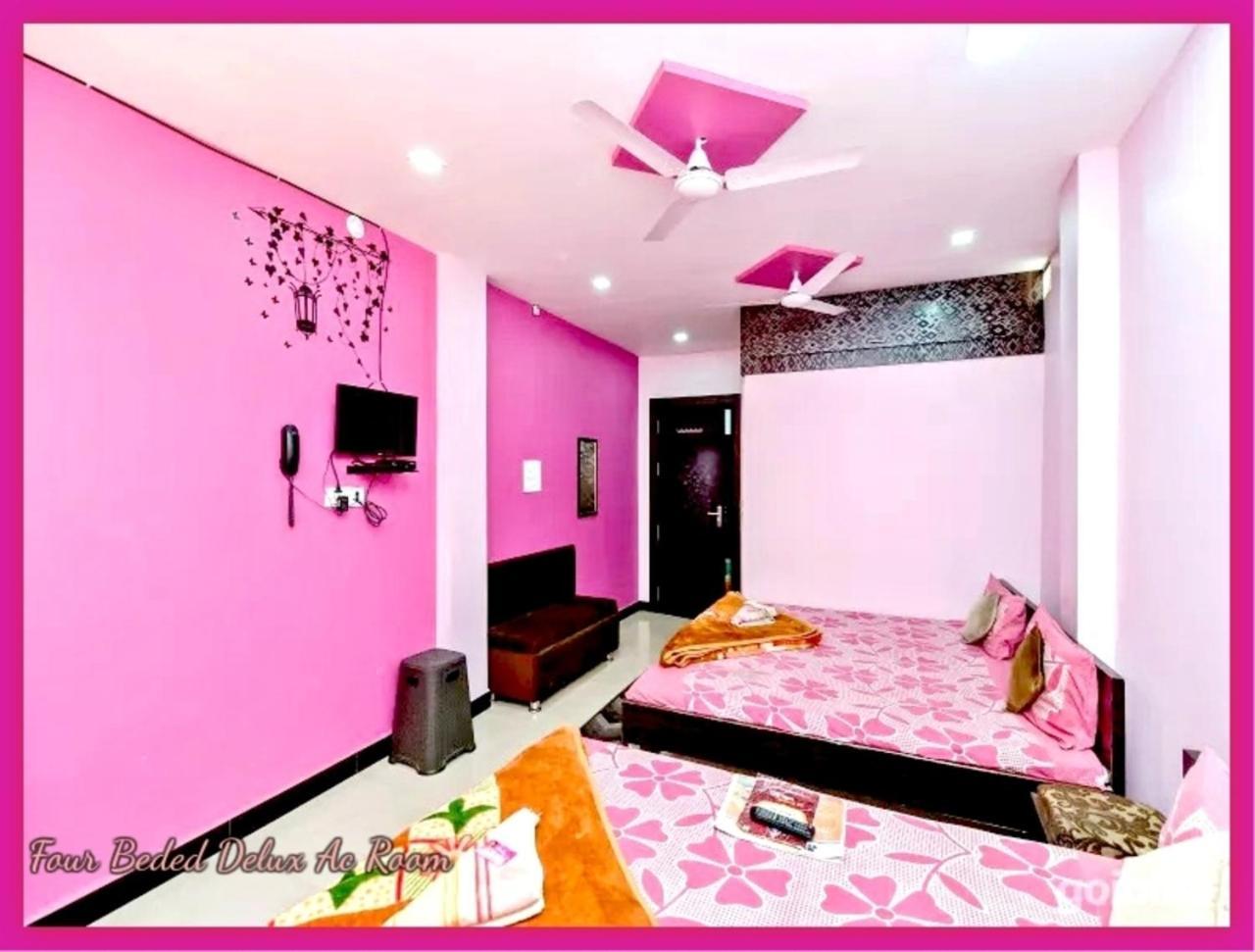 Mansarovar Guest House 乌贾因 外观 照片
